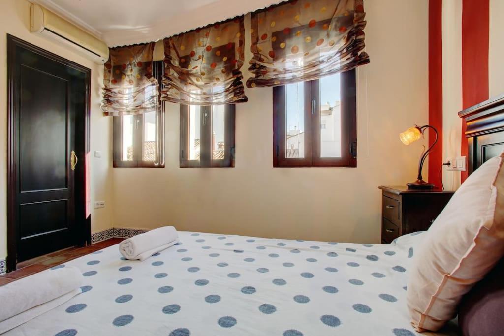 Apartamento Duplex Centro Con Garaje Gratuito ロンダ エクステリア 写真