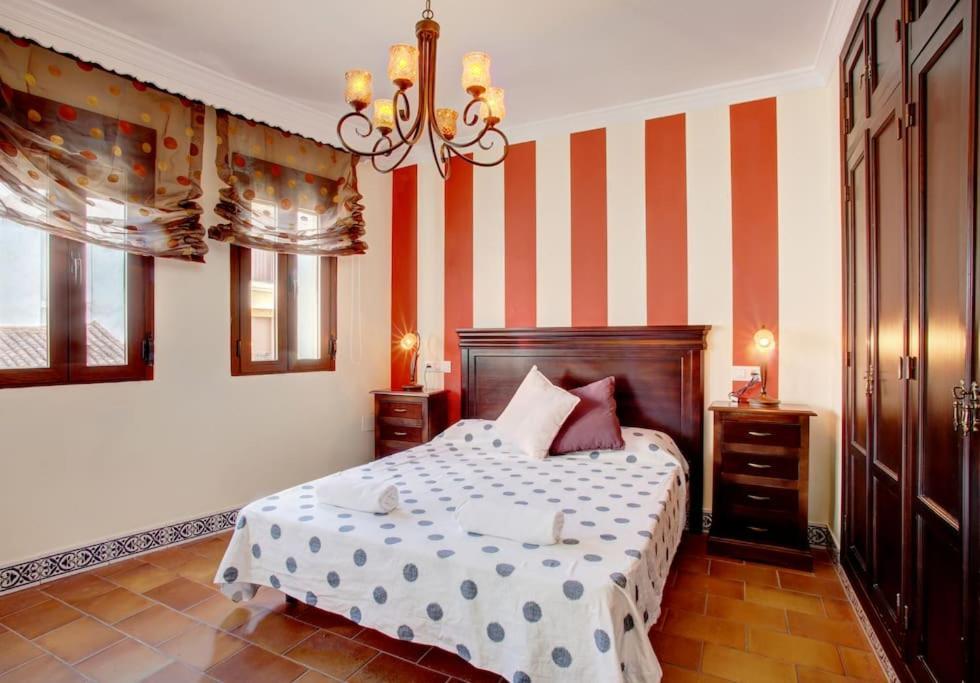 Apartamento Duplex Centro Con Garaje Gratuito ロンダ エクステリア 写真